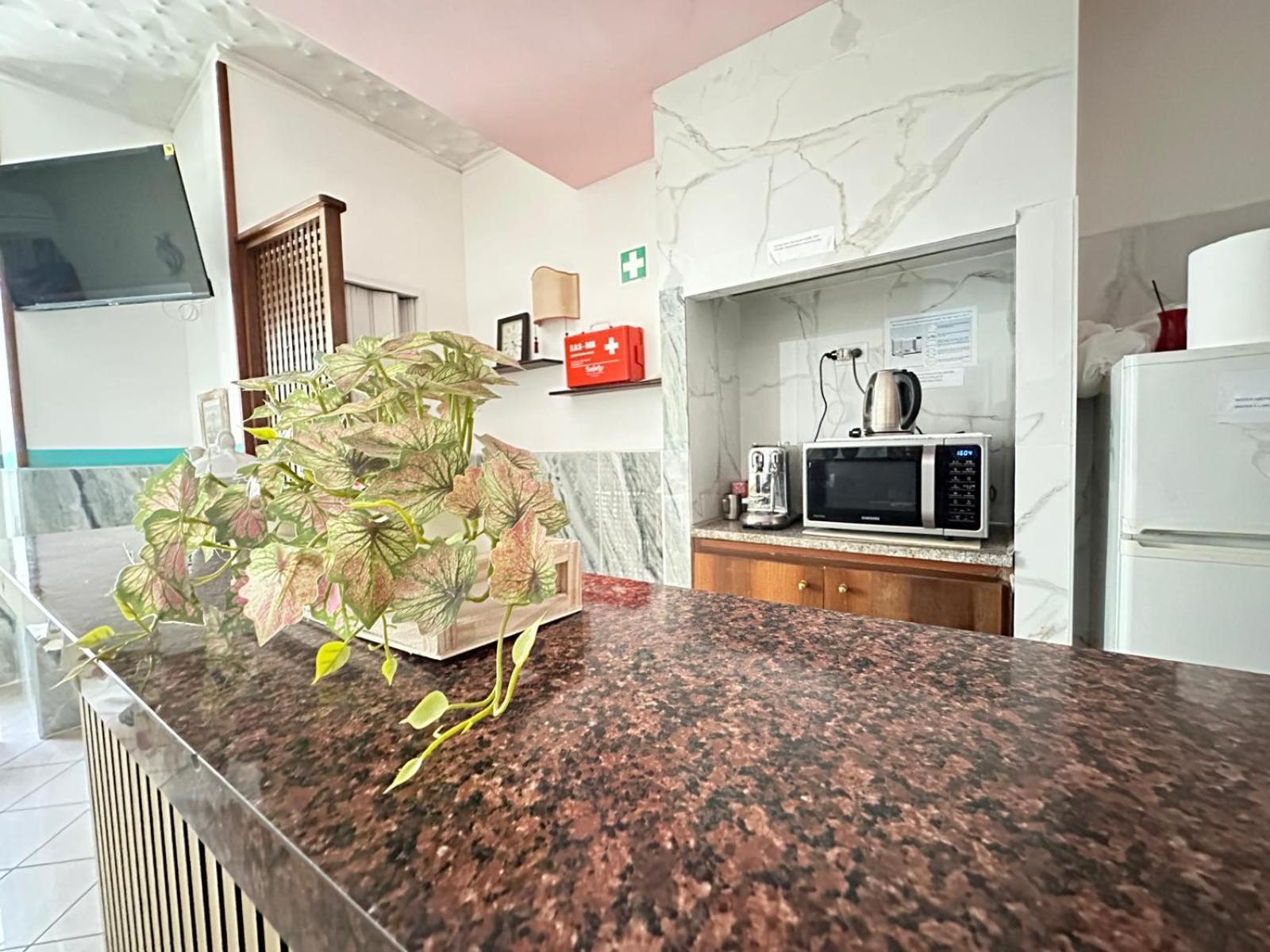 מסטרה Hotel Tito מראה חיצוני תמונה
