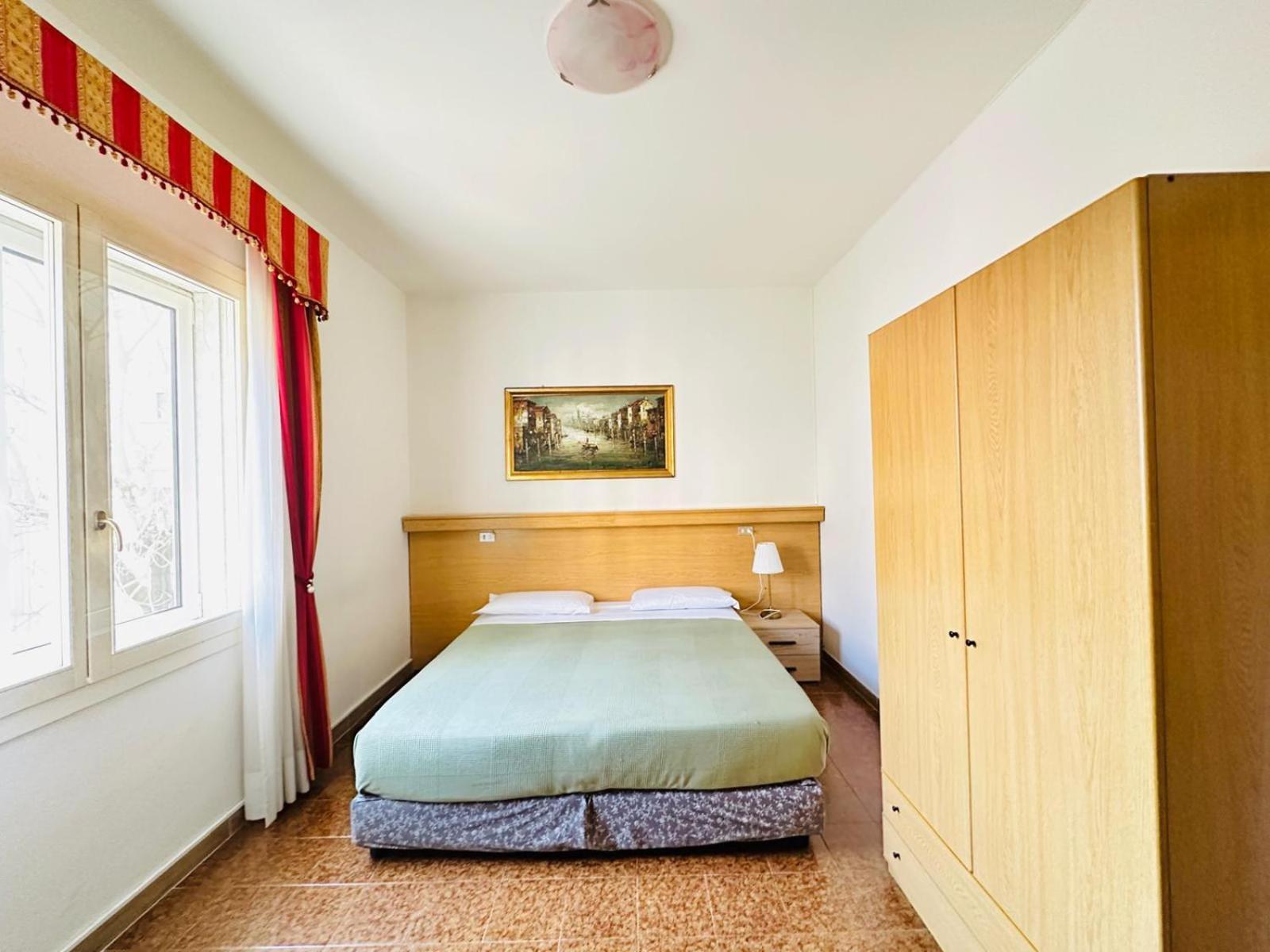 מסטרה Hotel Tito מראה חיצוני תמונה