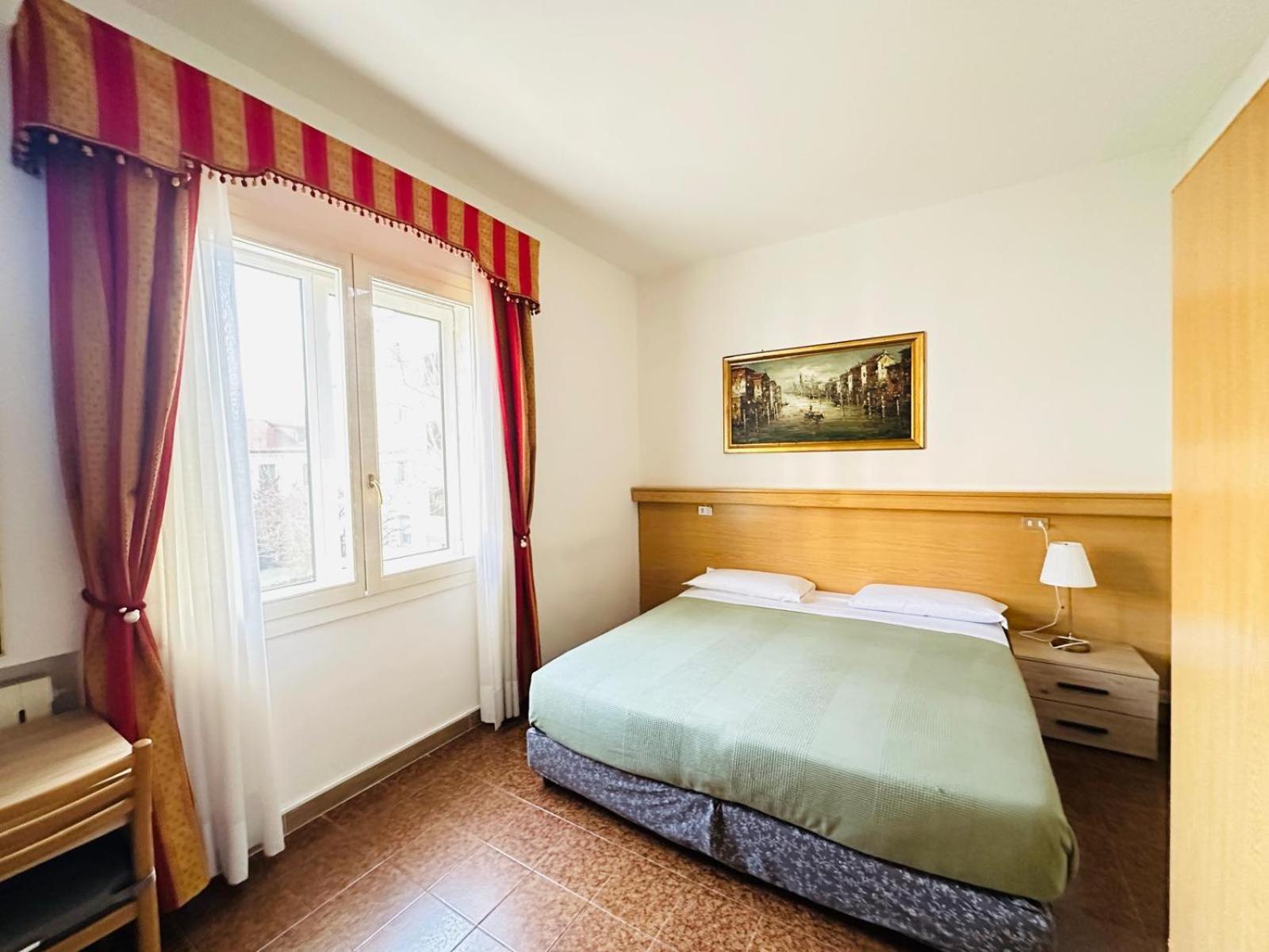 מסטרה Hotel Tito מראה חיצוני תמונה