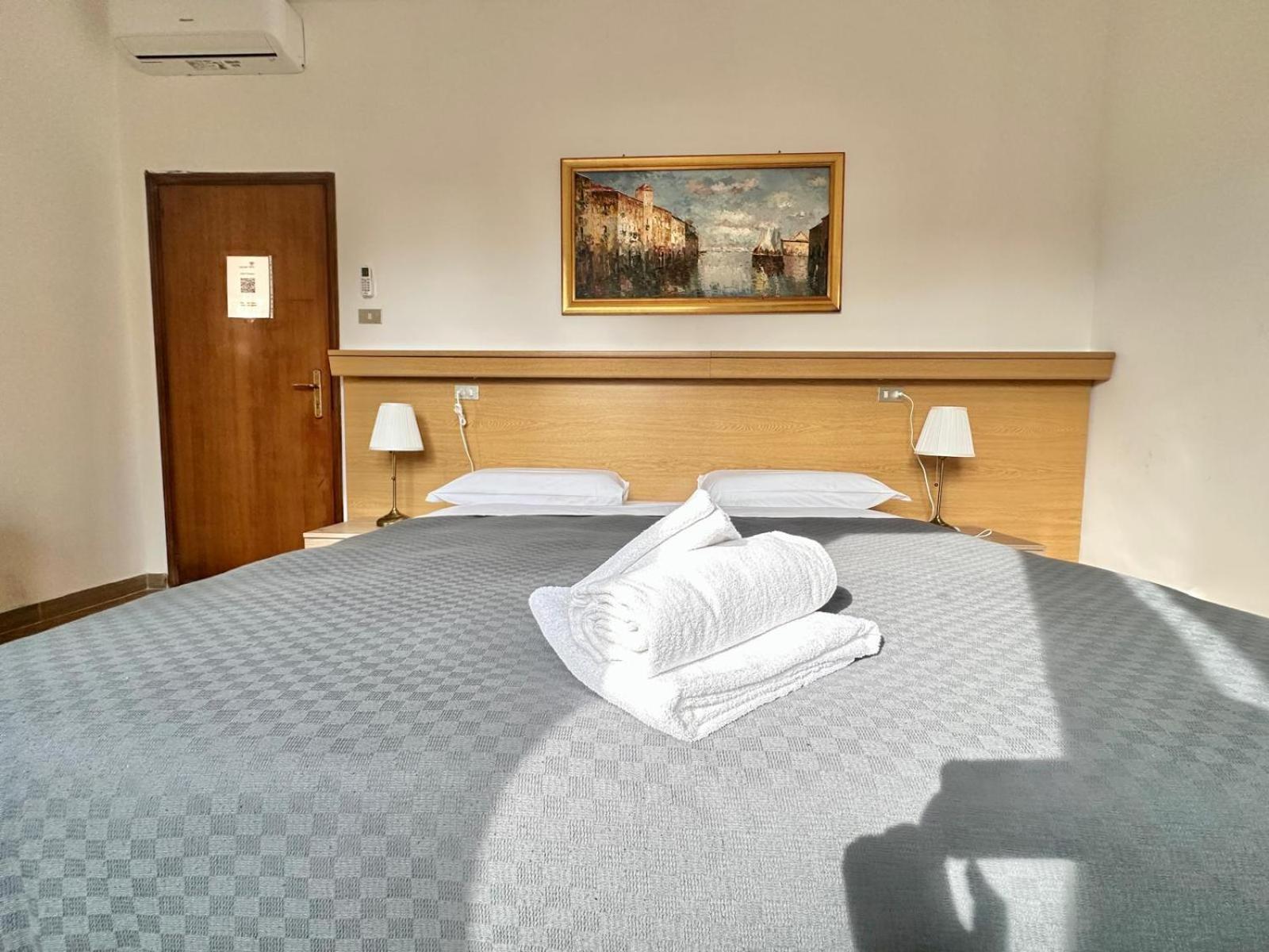 מסטרה Hotel Tito מראה חיצוני תמונה