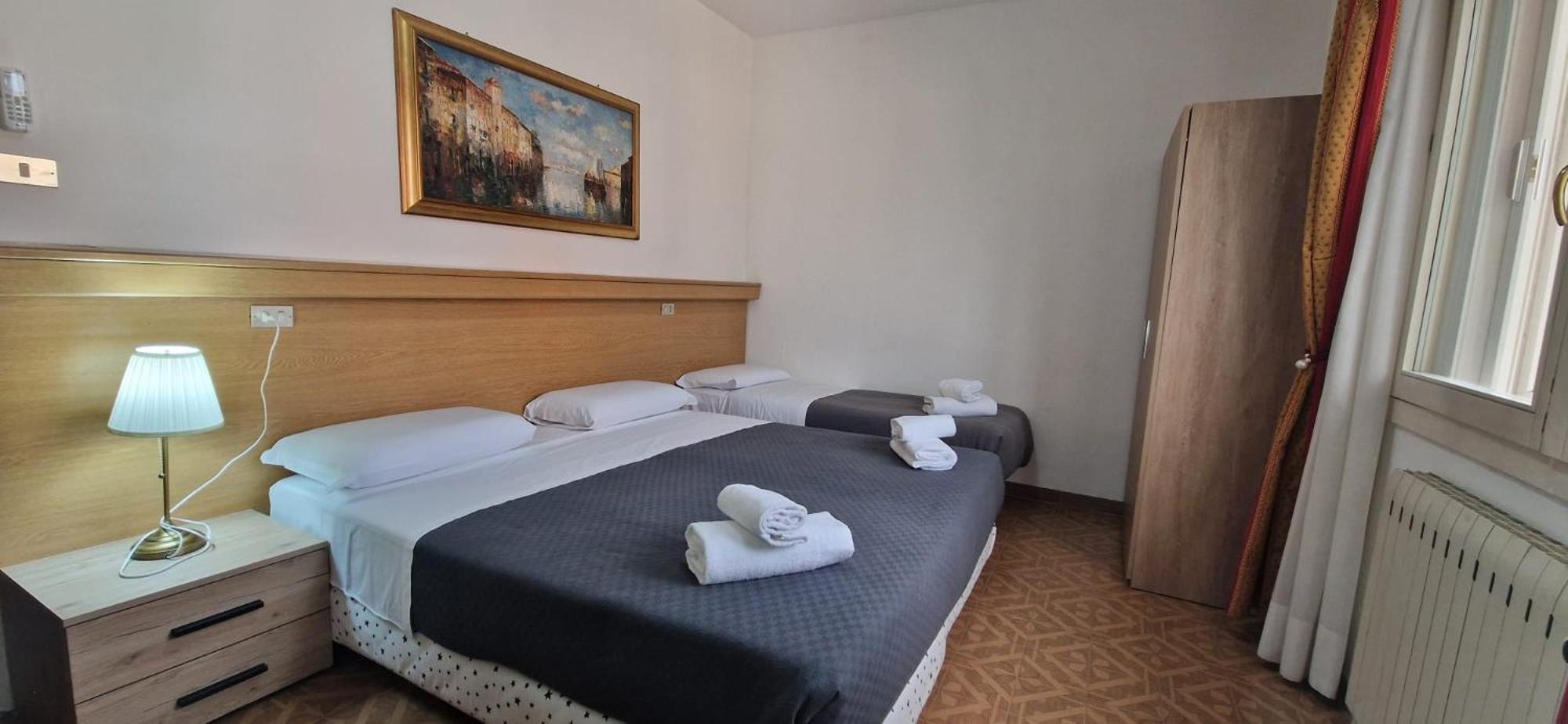 מסטרה Hotel Tito מראה חיצוני תמונה
