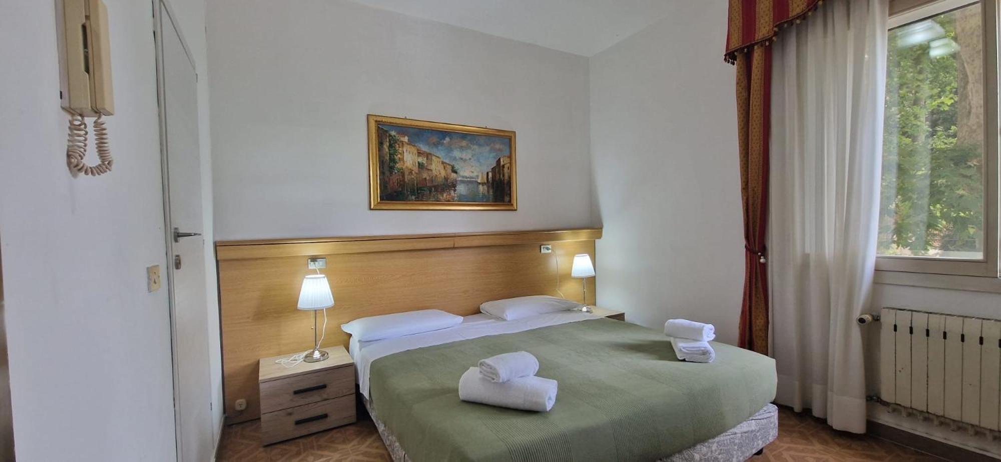 מסטרה Hotel Tito מראה חיצוני תמונה